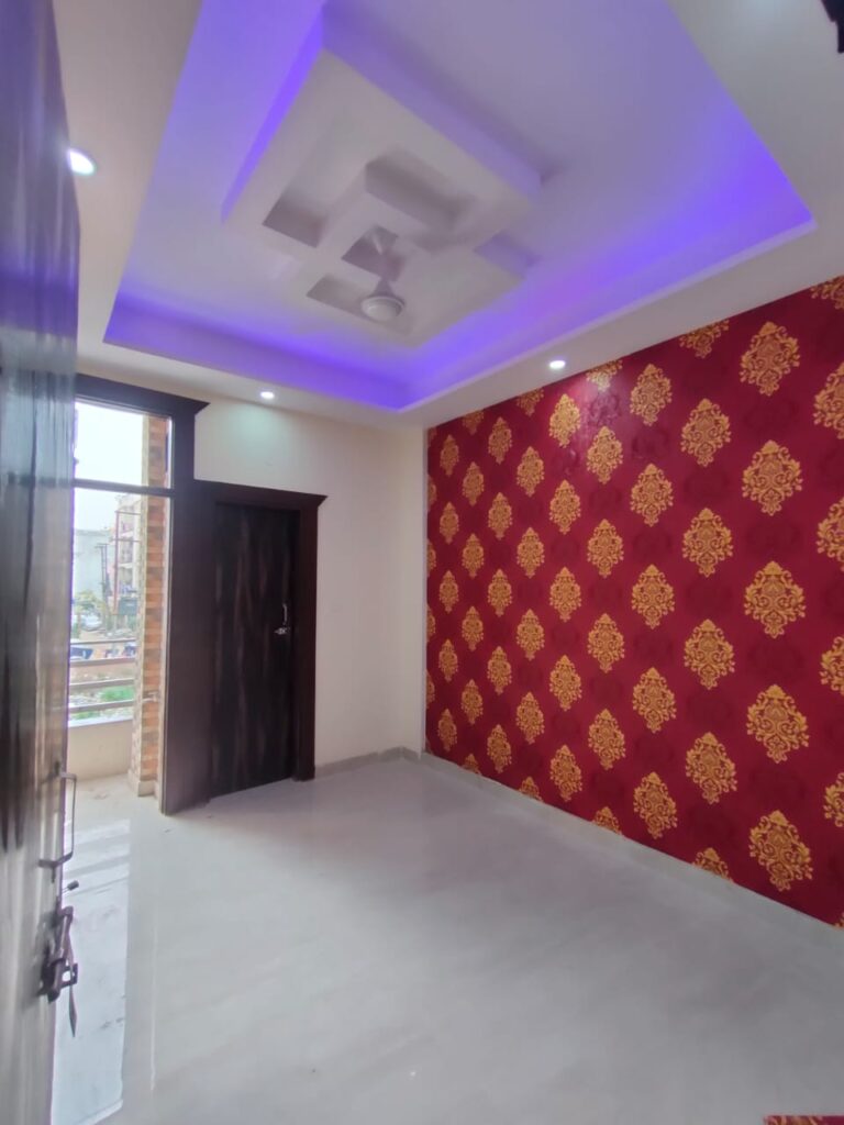 Best 1BHK flat in DLF Ankur Vihar